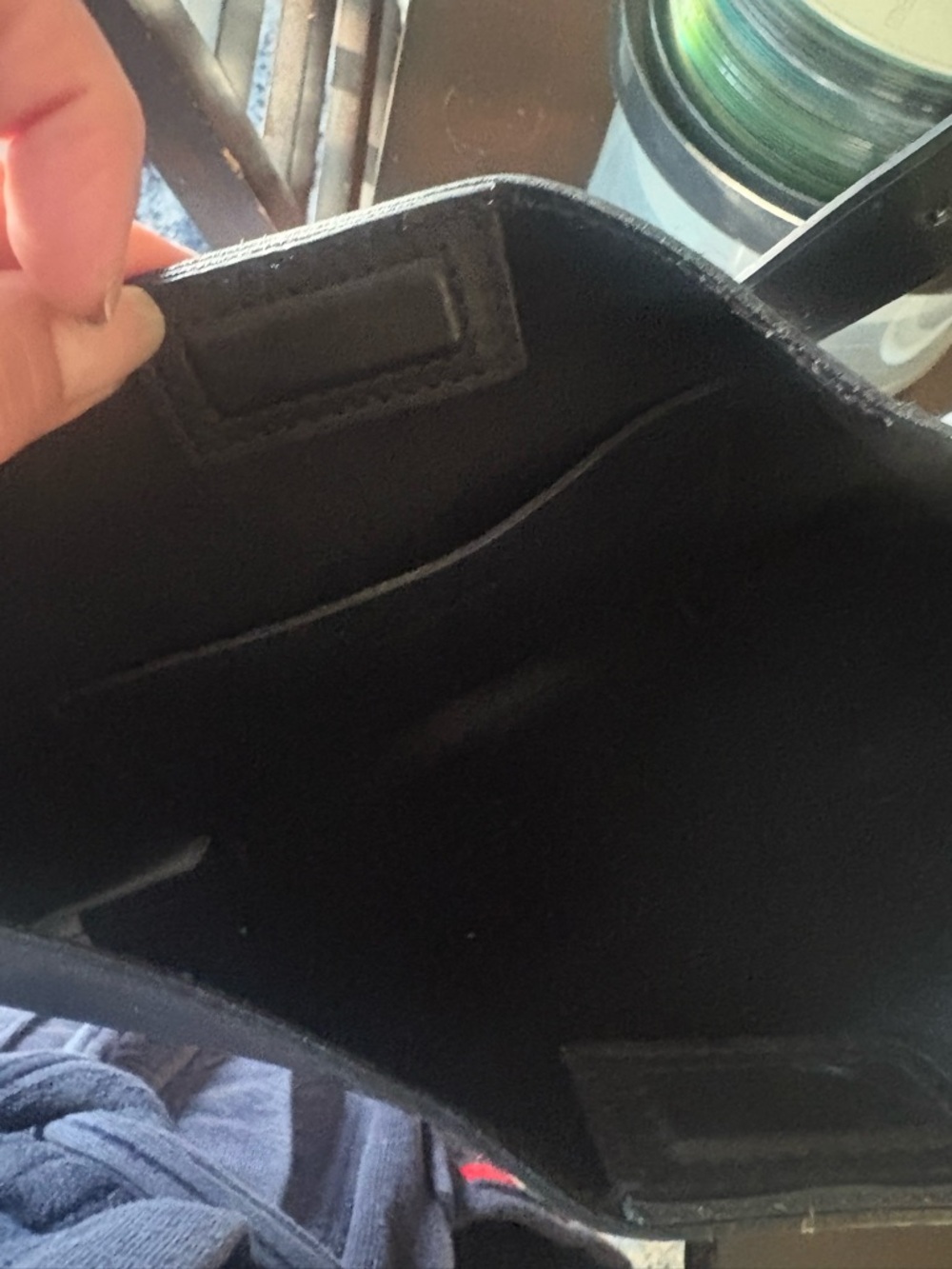 Madewell Black Leather Essential Bucket Tote  ( 9x7) EUC - Picture 4 of 4